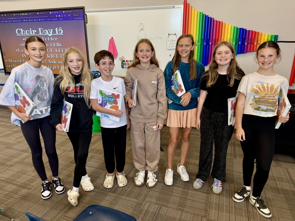 Left to Right: Charlotte Kelloway, Tegan Nelson, Andrew Heitland, Trinity Diersen, Clementine Dahm, Aubrey Blum, Mackenzie Lyon